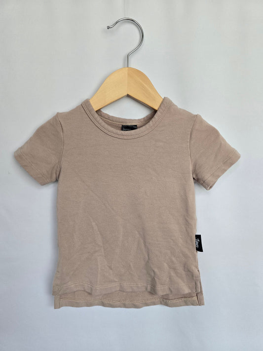 Jones Baby & Co Tan T-shirt • 6-12 months