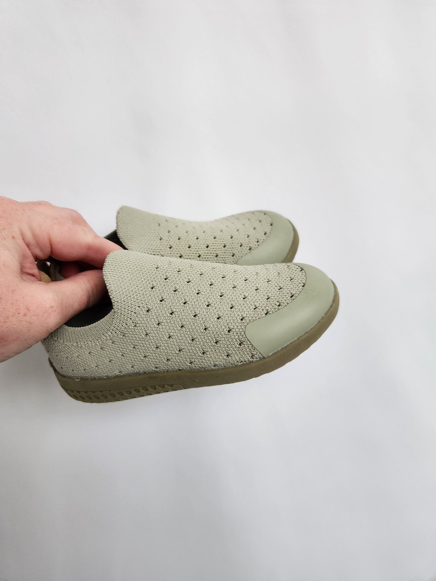 Hey Folks Sage Breathable Voyageur Sneakers • 8C