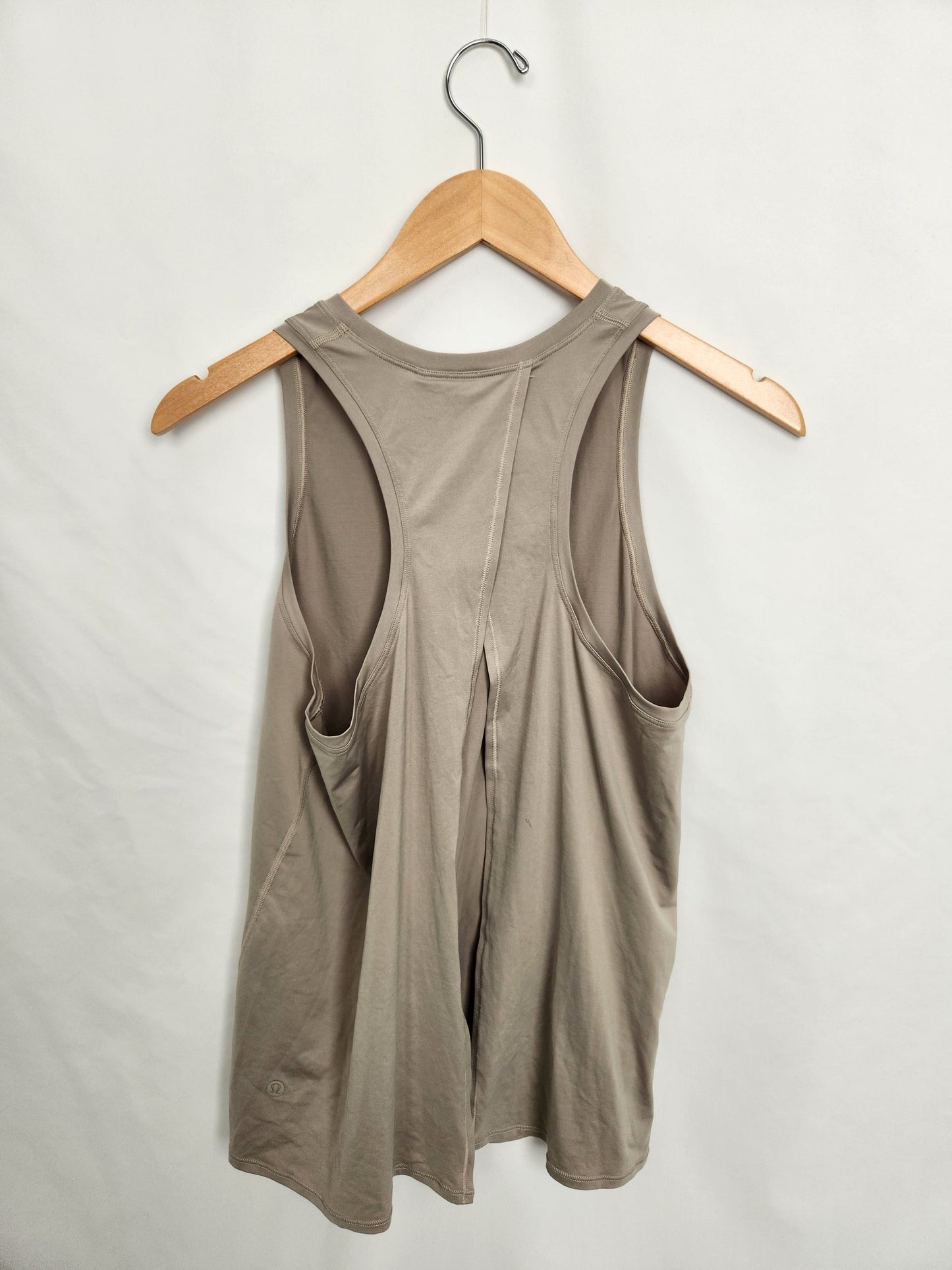 LuluLemon Light Green Open Back Tank • Small 4-6