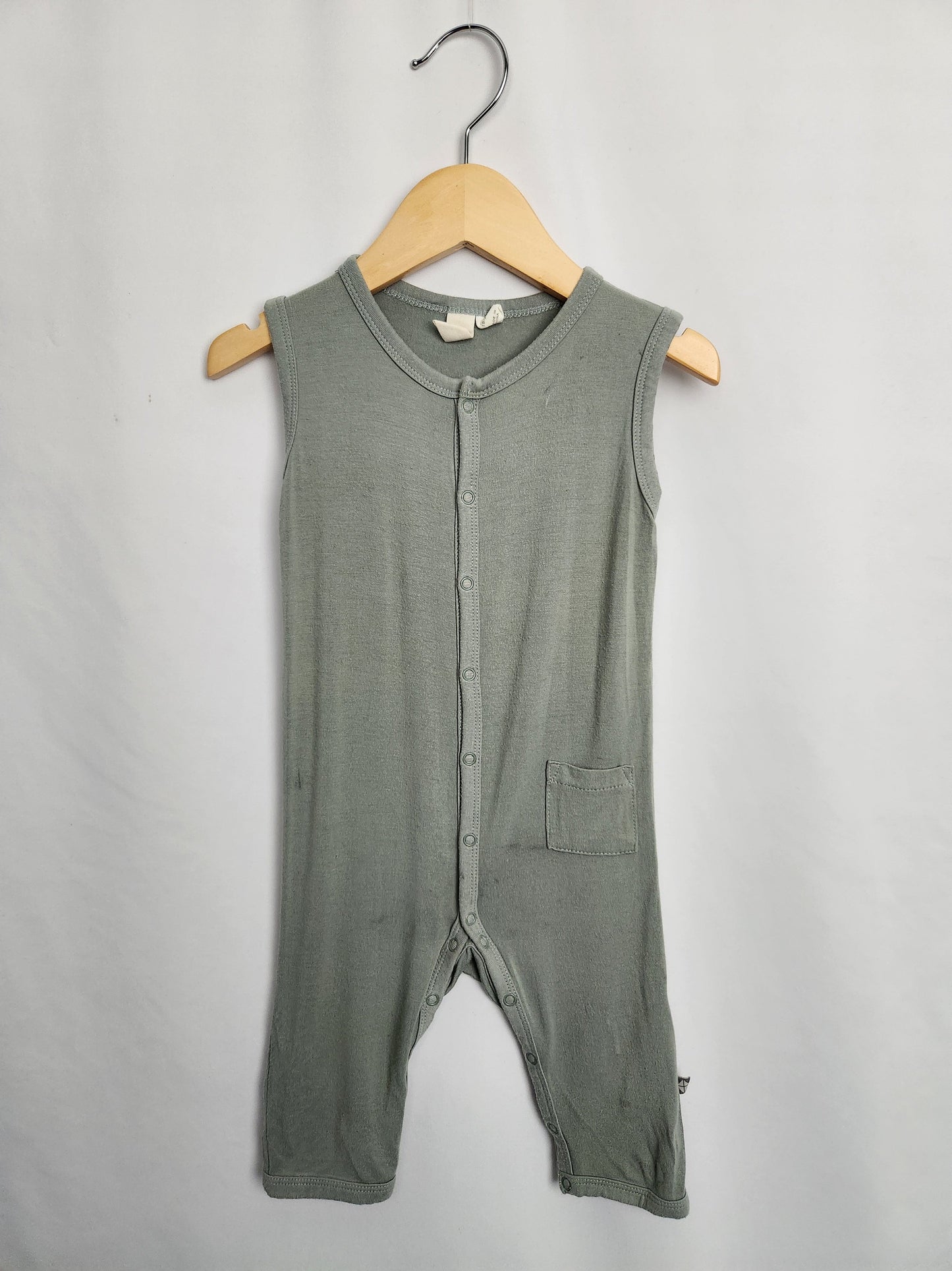 Kyte Moss Sleeveless Snap Romper *stains* • 18-24 months