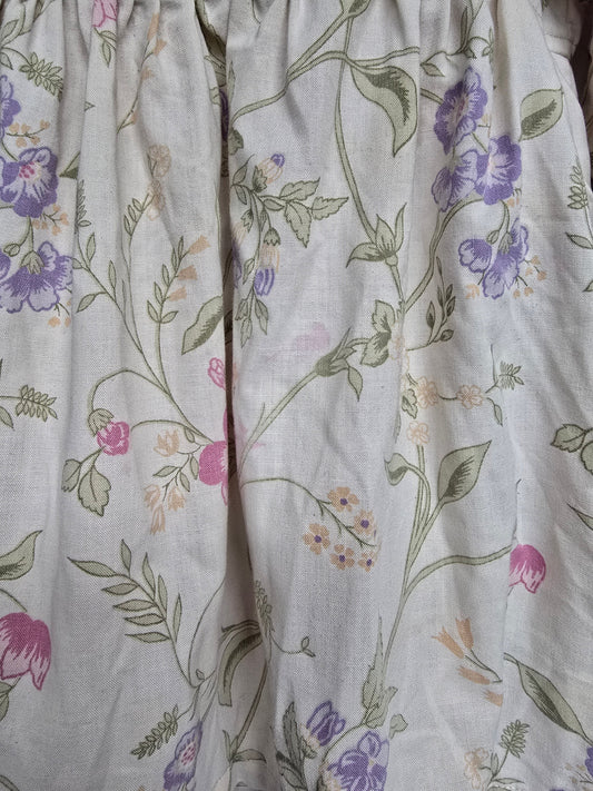 Nest & Nurture Floral Peplum Tunic *pink stain* • 4 years