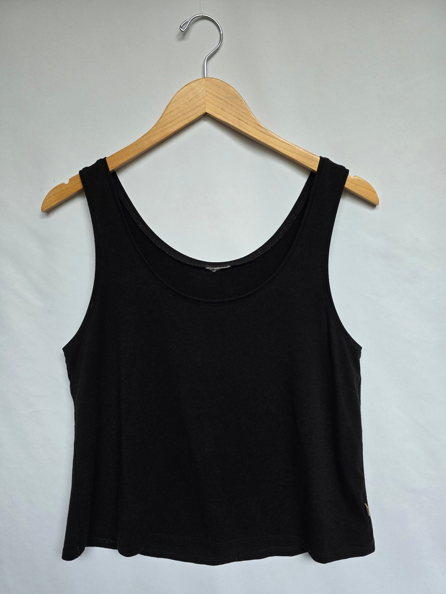 Jax & Lennon Black Cropped Tank • X-small