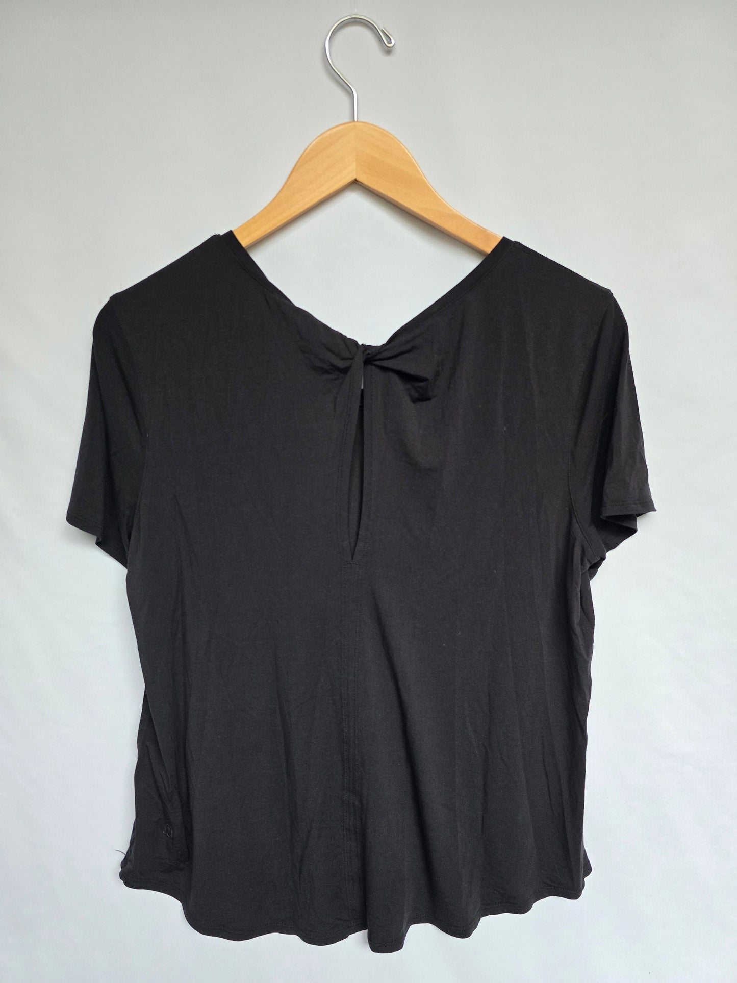 Lululemon Black Modal Silk Twist Back Tee • 6 Medium