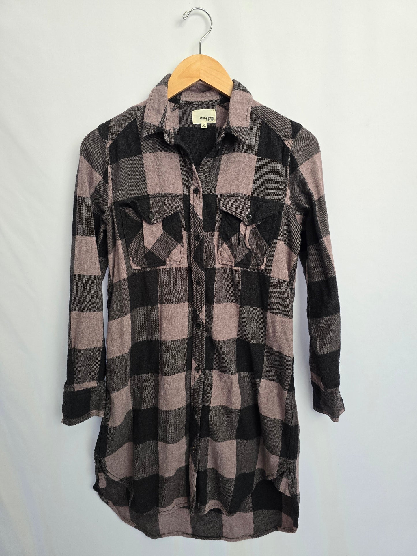 Wilfred Free Extra Long Plaid Button Up • X-Small
