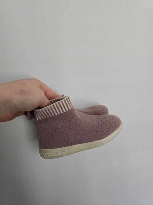 HeyFolks Lavender Warm Boots • 7C