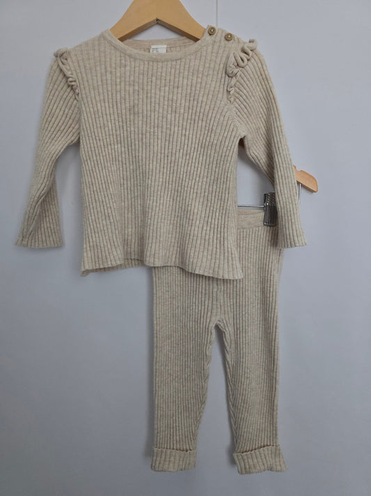 H&M Oat Knit Sweater & Leggings • 9-12 months