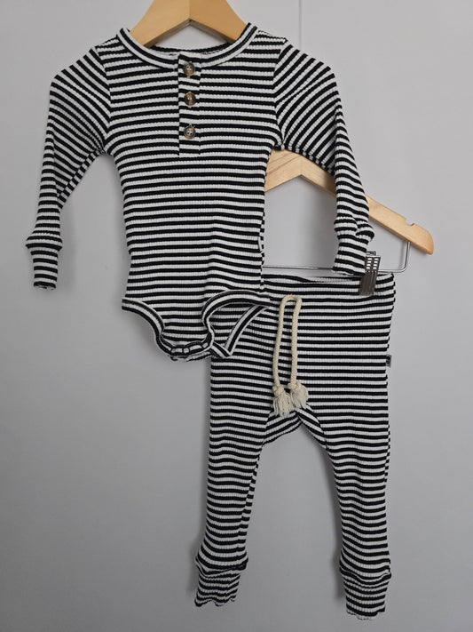 Fellow Human Black/White Stripe Bodysuit & Leggings • 6-12 months