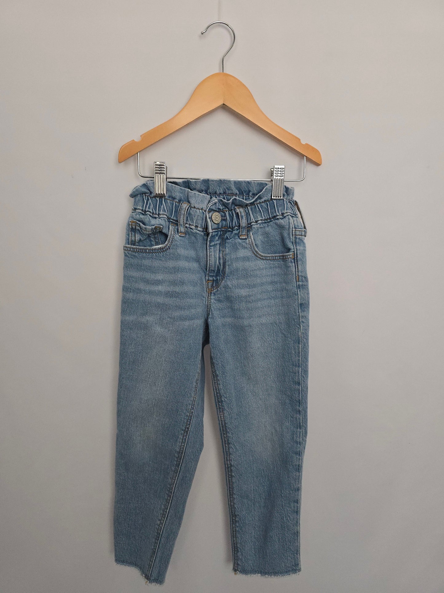 Gap Relaxed Fit Paperbag Waist Jeans • 5 years
