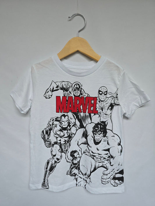 Marvel White Graphic Tee • 5 years