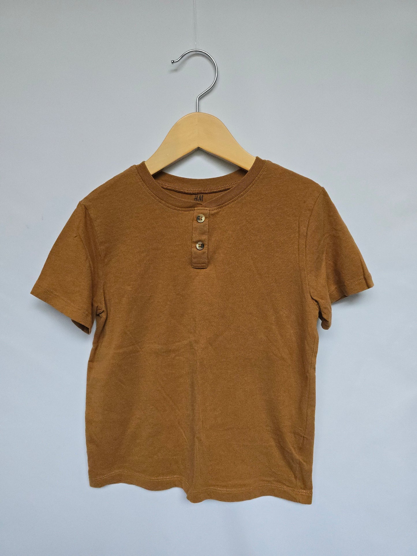 H&M Brown Basic Tee • 6-8 years
