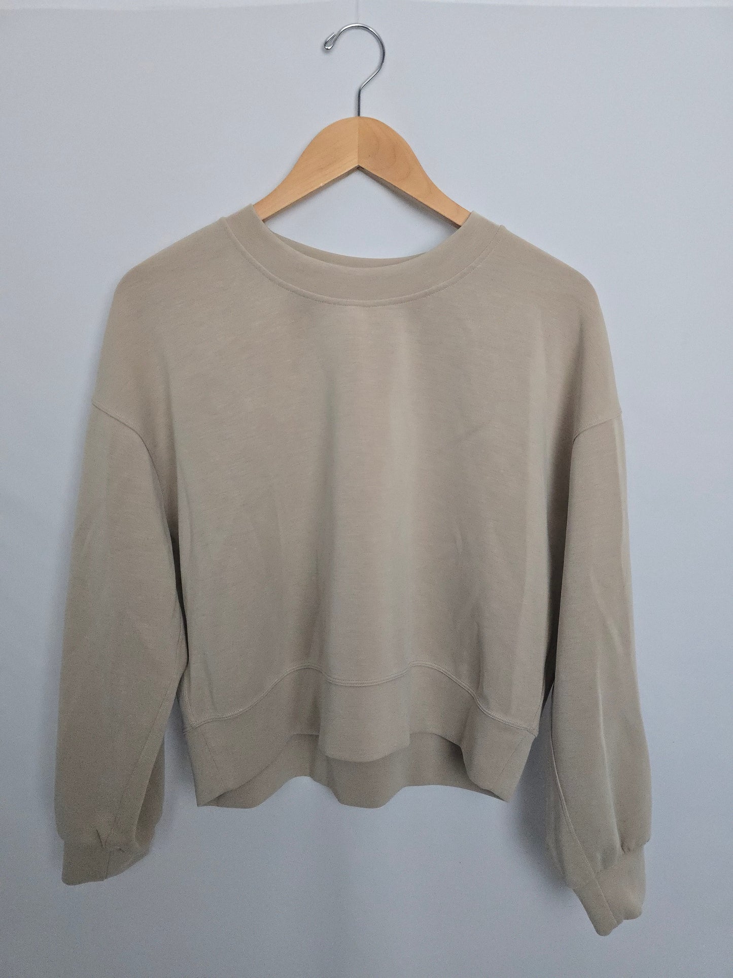 Lululemon Softstreme Perfectly Oversized Cropped Crew • 6 Medium