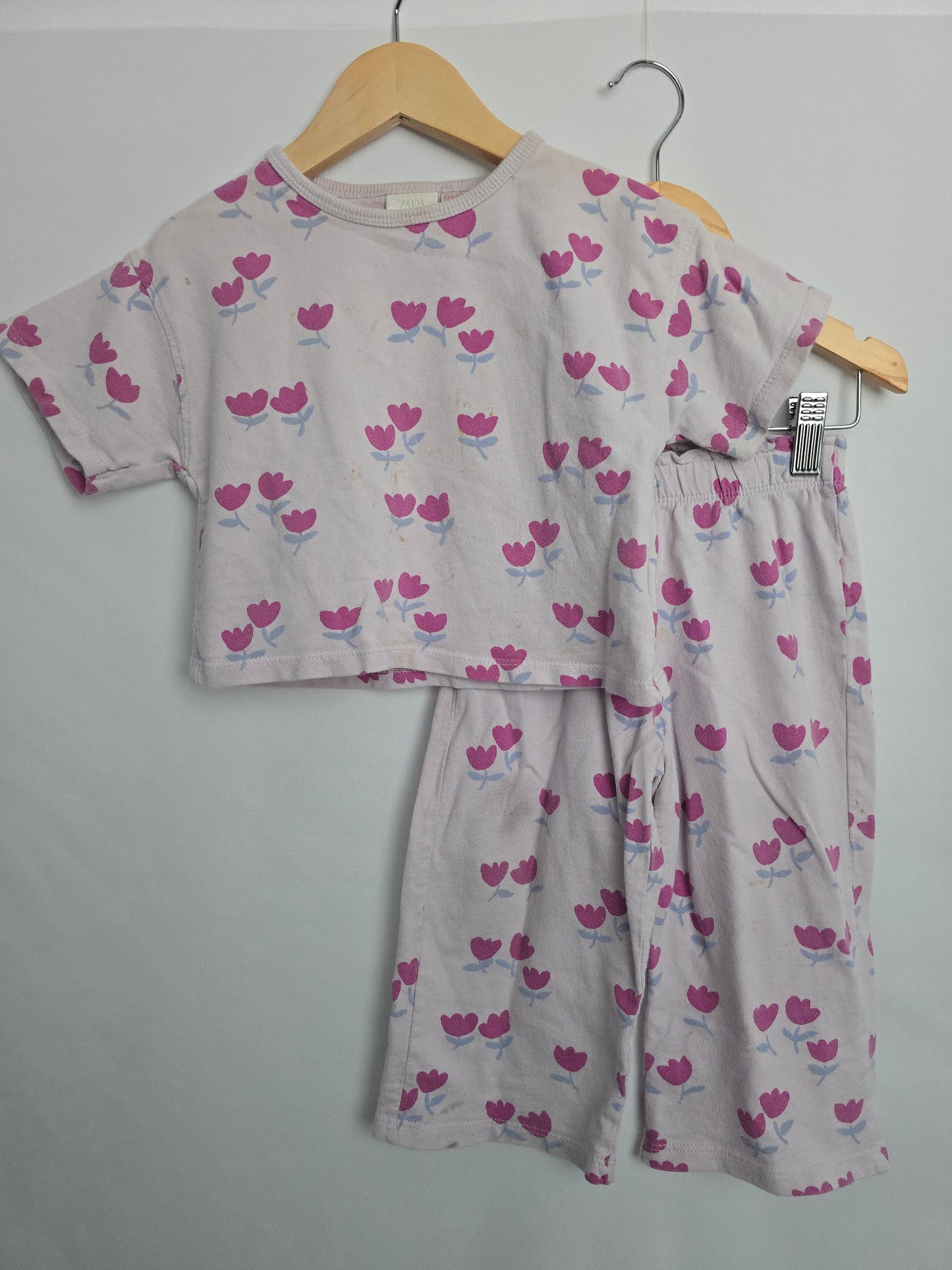 PLAYYYY Zara Tulips Tee & Pants • 2 years