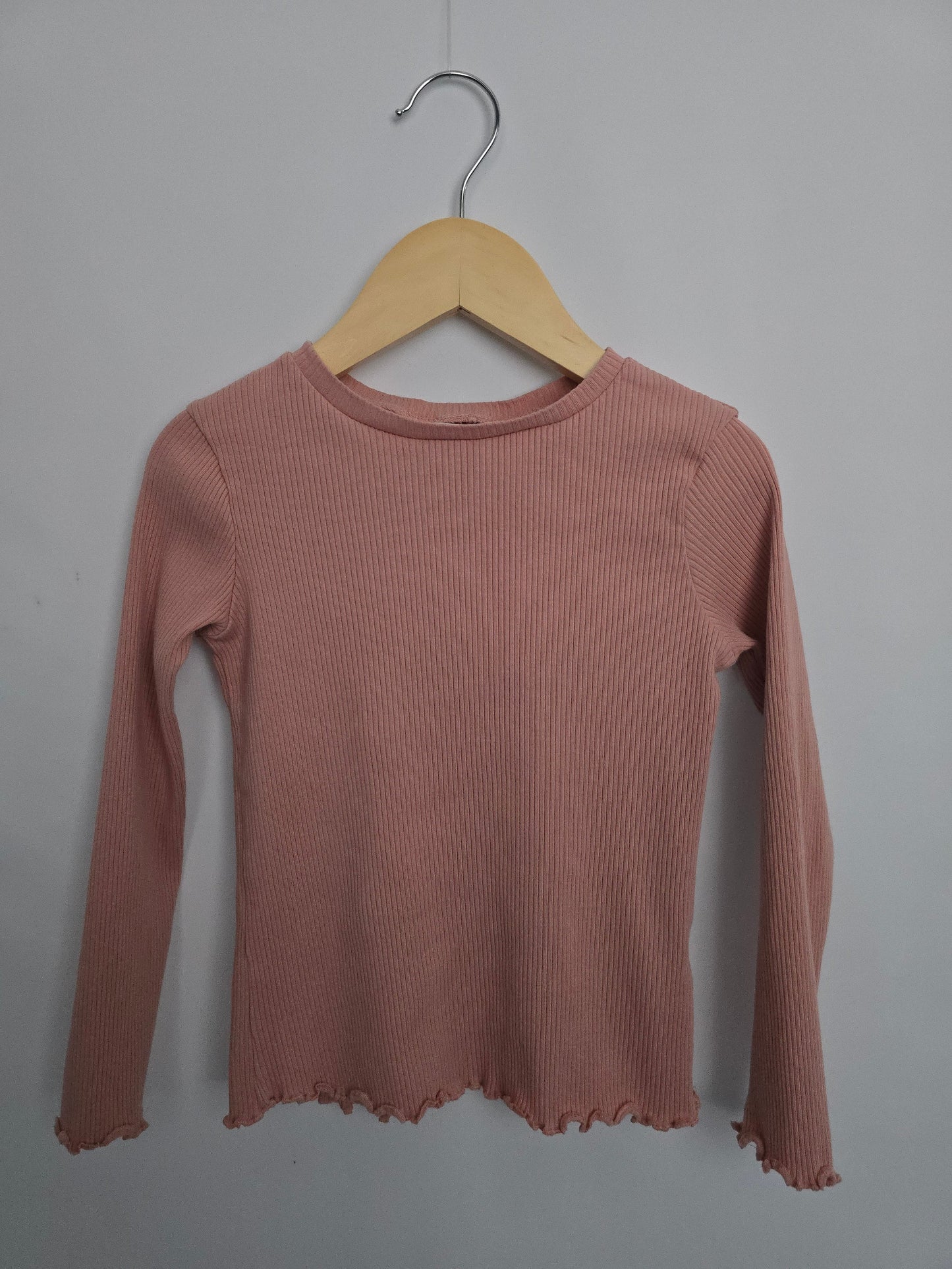 H&M Blush Ribbed Lettuce Hem Long Sleeve • 4-6 years