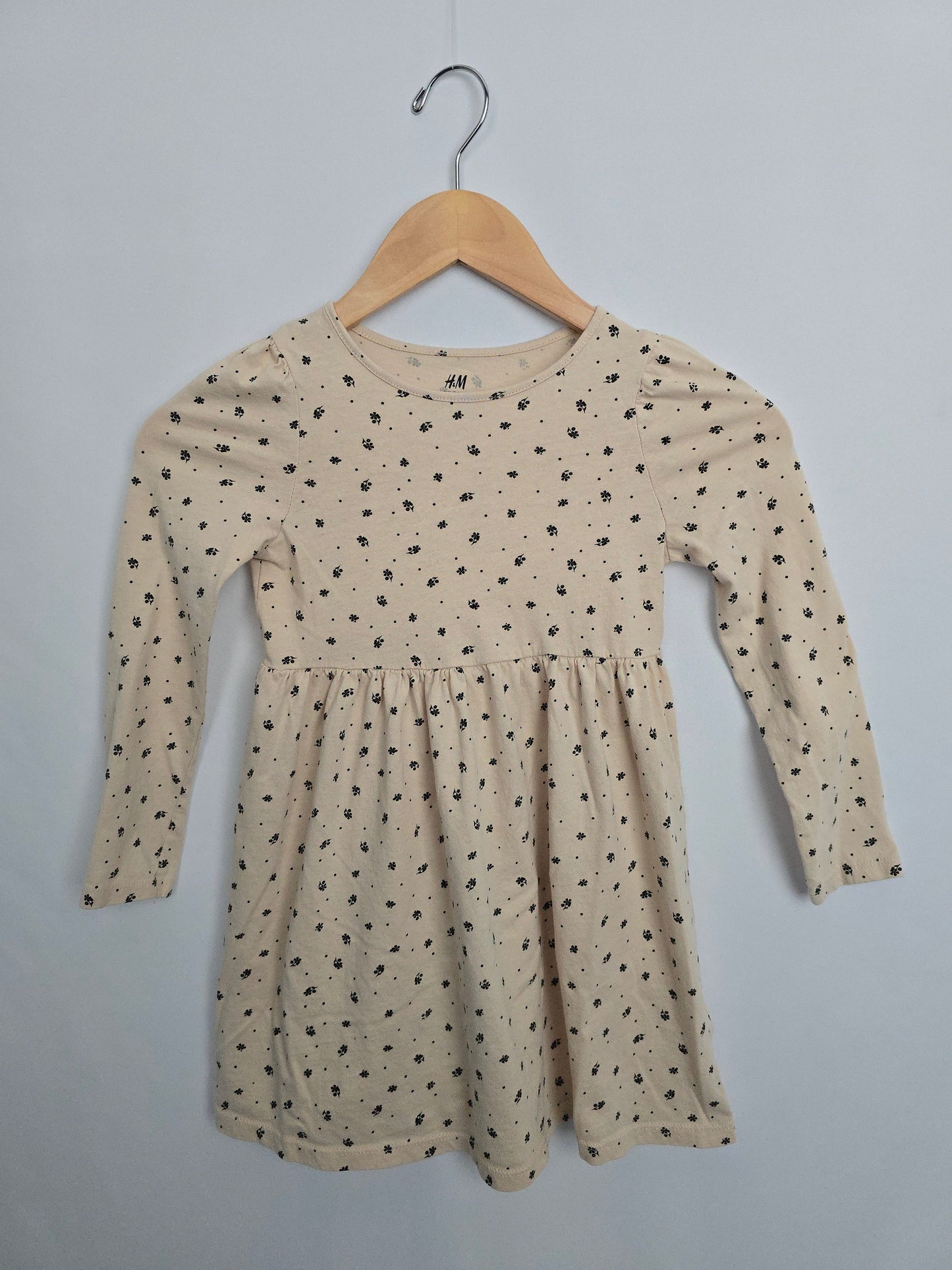 H&M Ivory Floral Dress • 6-8 years