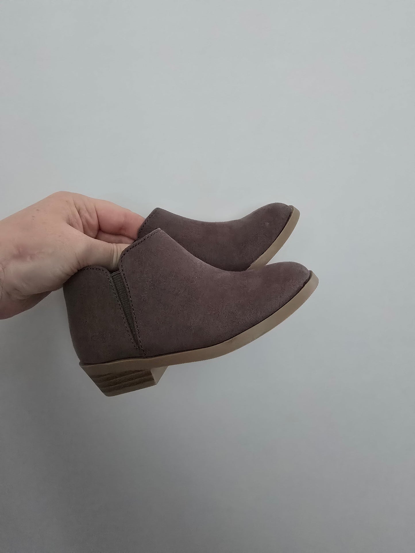 Old Navy Taupe Booties • 8C