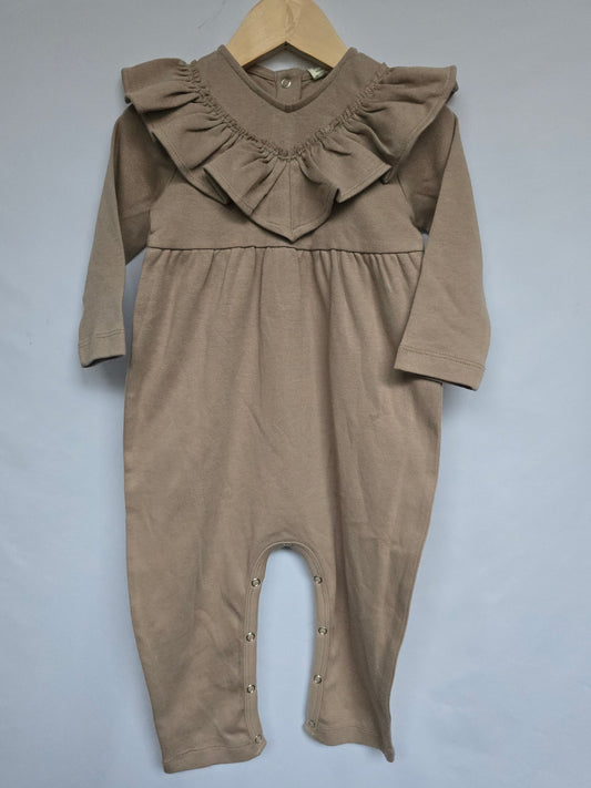 NEW Kate Quinn Organic Cotton Taupe Snap Romper • 18-24 months