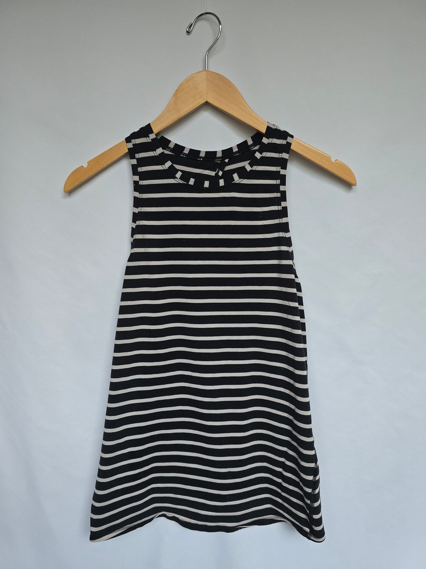 Lululemon Black/White Stripe Open Back Tank • 6 Medium