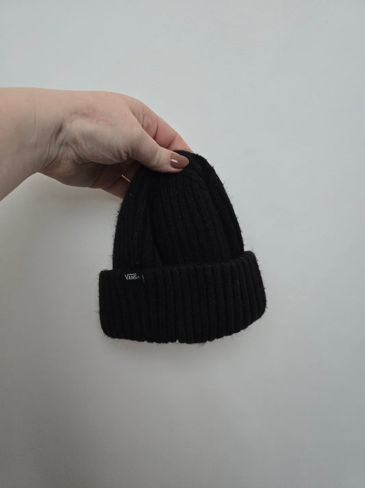 Vans Black Ribbed Knit Beanie • 3-12 months