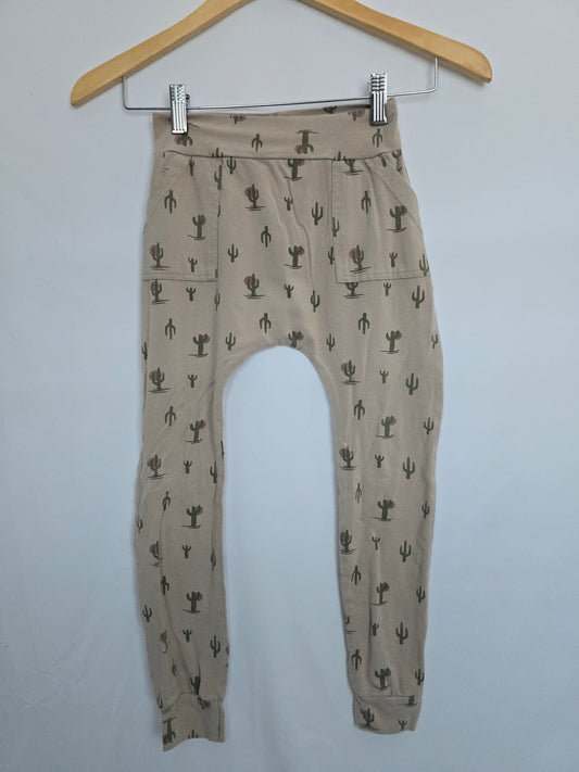 Tiny Button Apparel Cactus Harem Joggers • 7-8 years