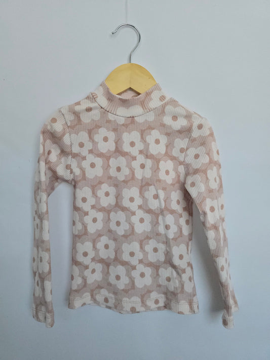 Zara Daisy Floral Mock Neck Shirt • 6 years