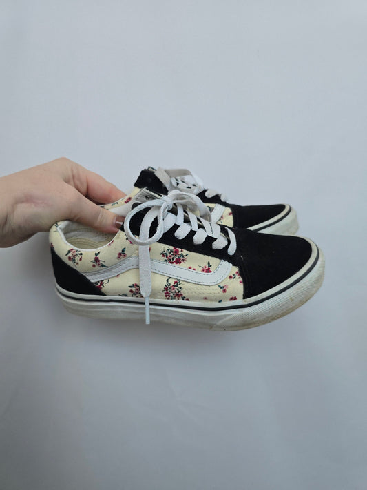 Vans Floral Sneaker • 3C