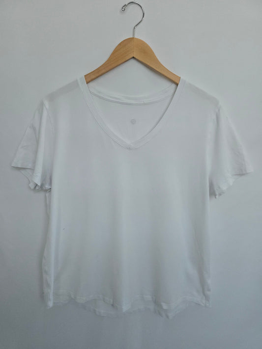 Lululemon White Love V-neck T-shirt • 10 Large