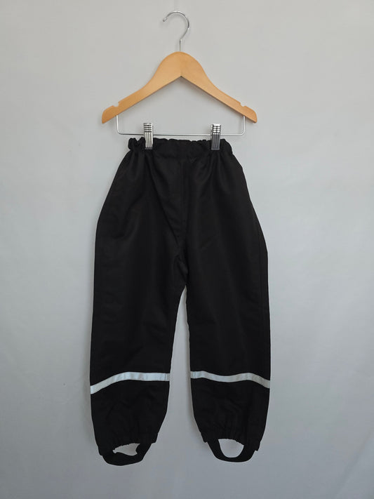 H&M Black Rainpants • 4-5 years