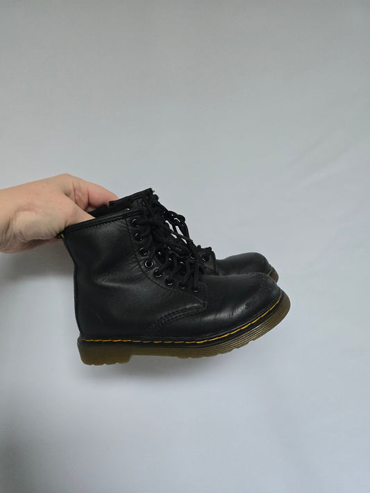 Doc Martens Lace Ups • 11C
