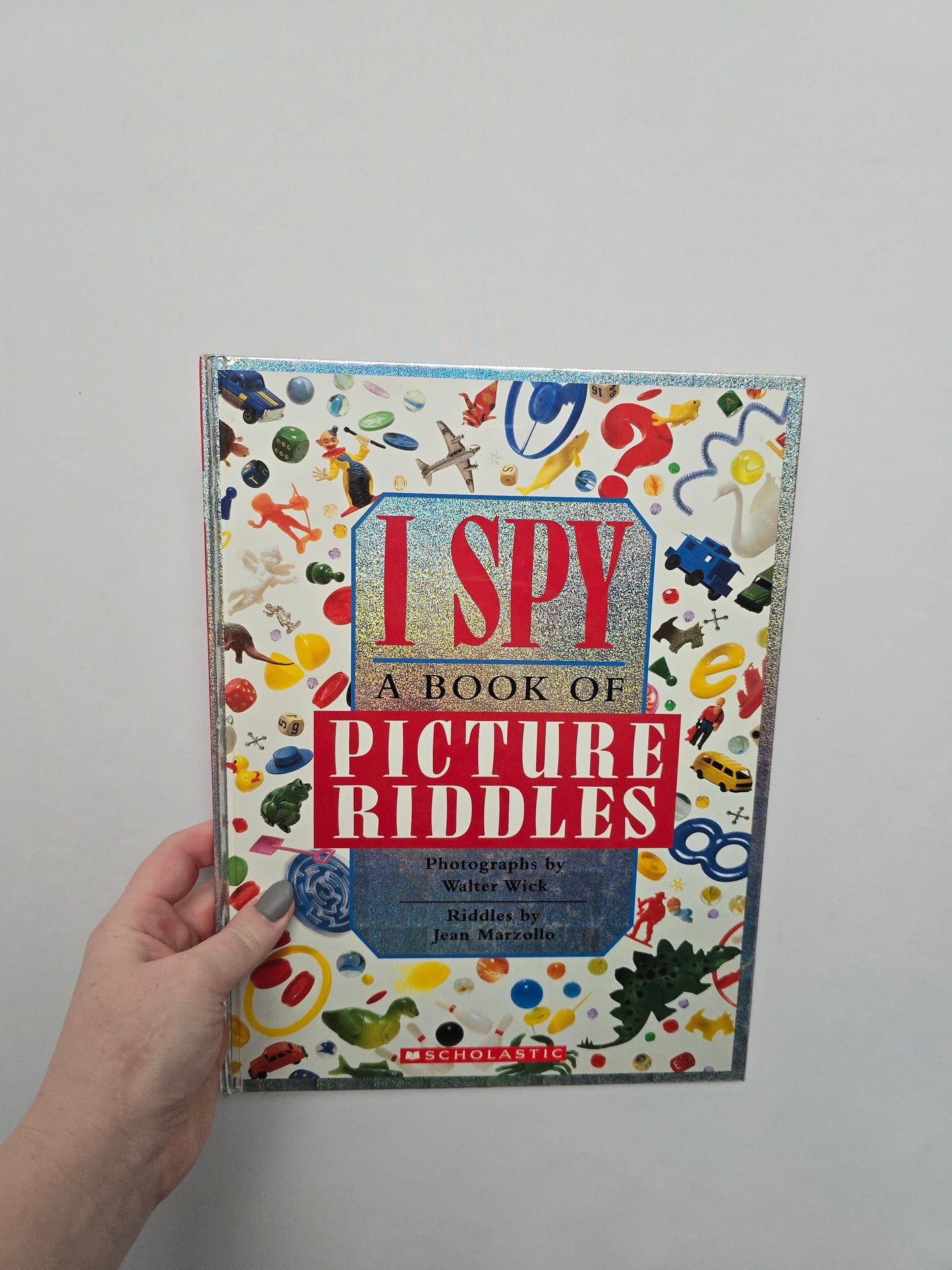 I Spy A Book Of Picture Riddles • Hardcover Book