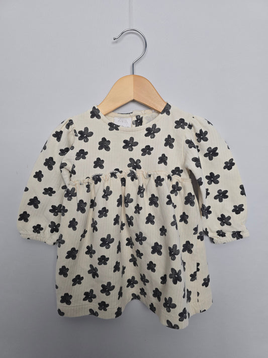 Zara Daisies Fancy Dress •  9-12 months