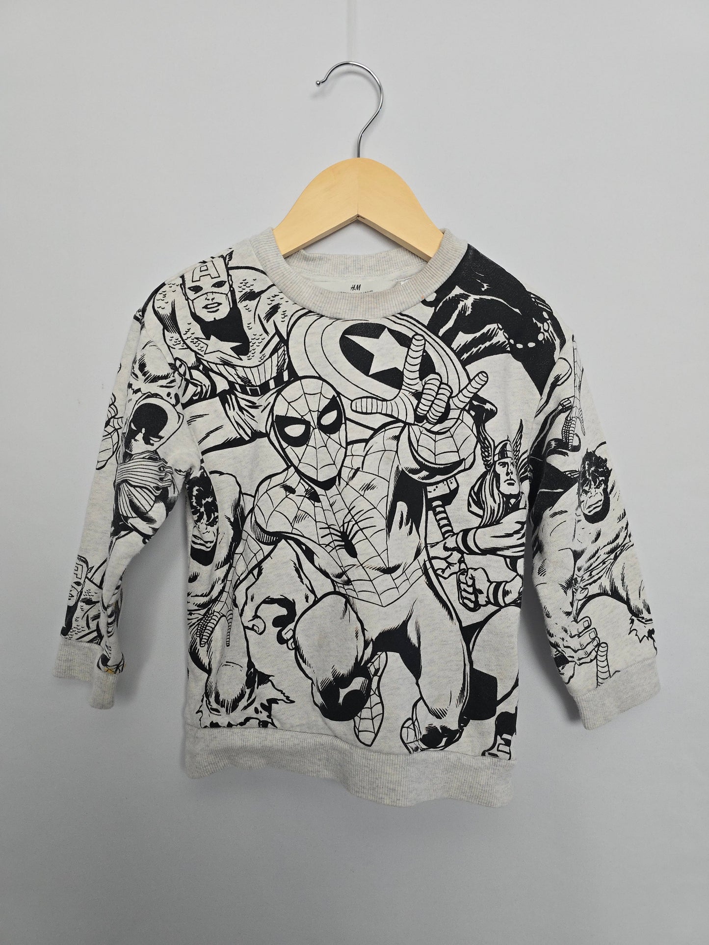 H&M Marvel Graphic Crewneck *stains* • 2-4 years