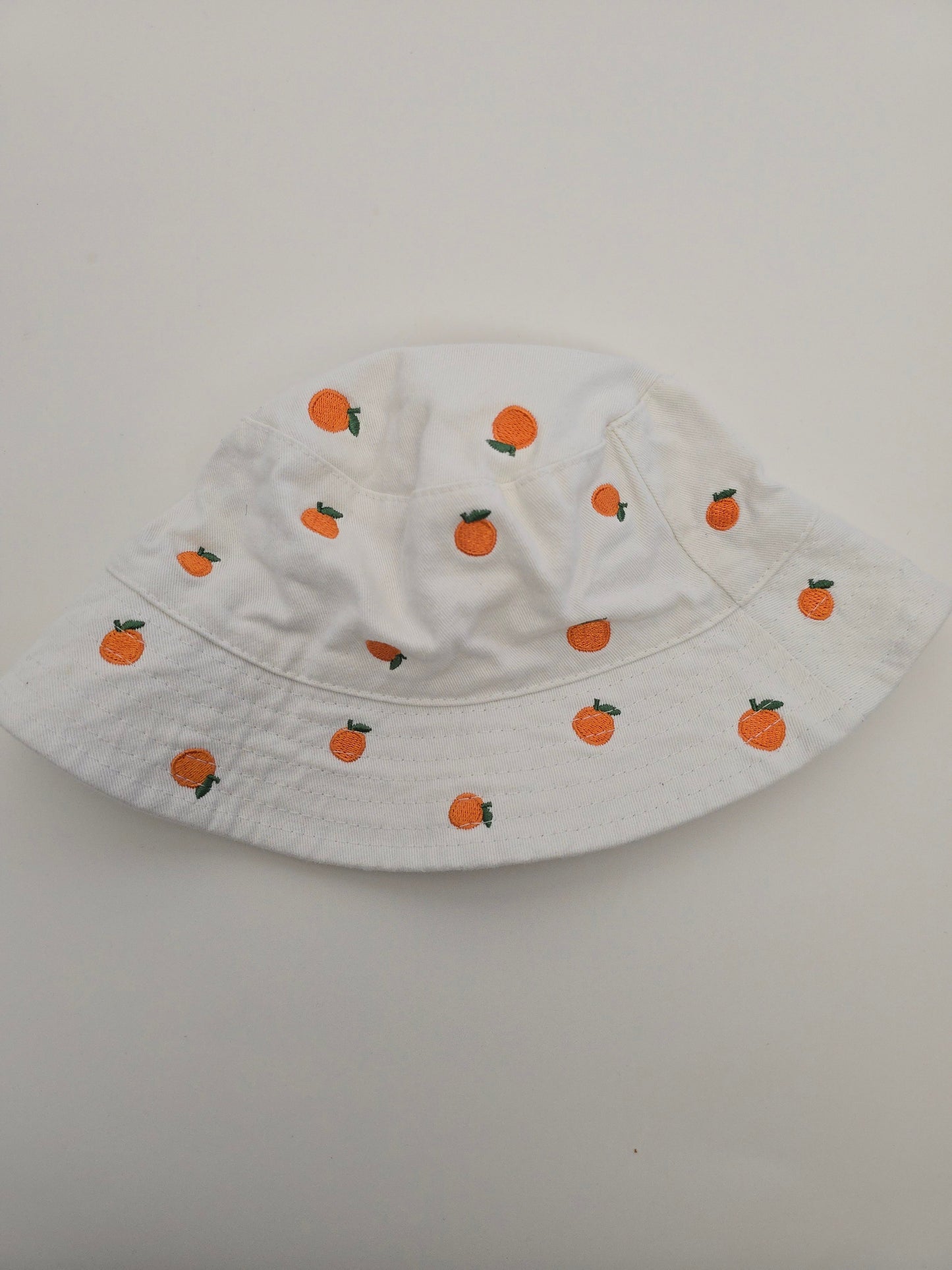 Zara Oranges Bucket Hat • 1-3 years