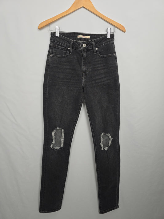 Levi's High Rise Grey Skinny Jeans • 26 Small