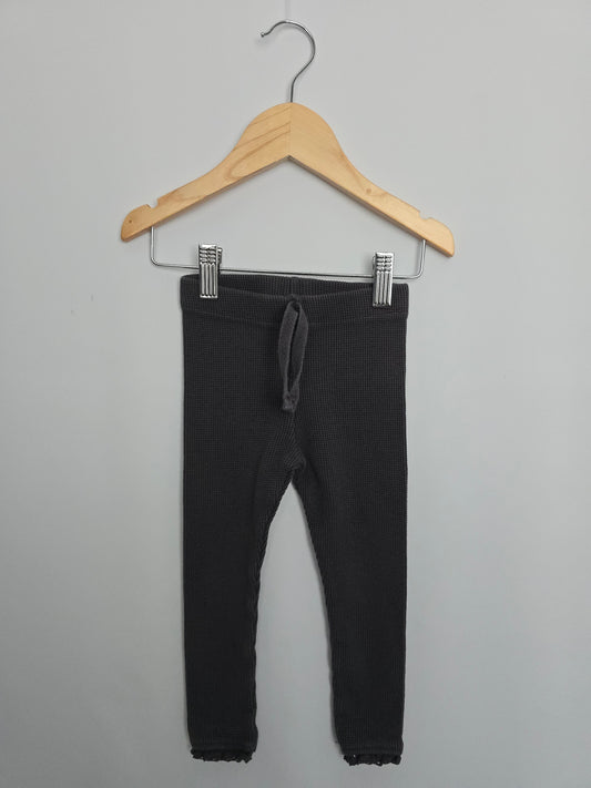 Zara Grey Waffle Leggings • 3 years