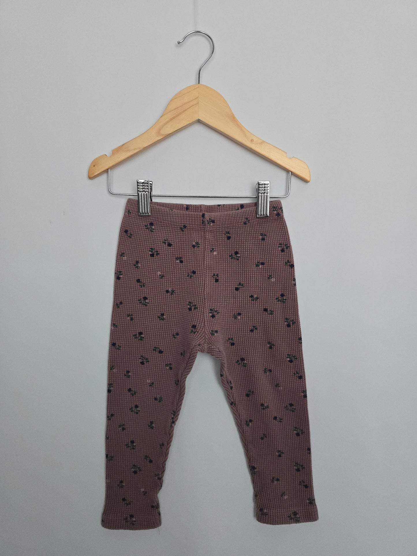Zara Purple Floral Waffle Leggings • 3 years