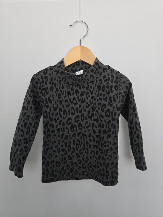Baby Gap Grey Leopard Ribbed Top • 3 years