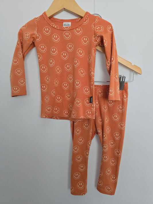 Pretty Laundry Burnt Orange Smileys Pajama Set • 6-12 months