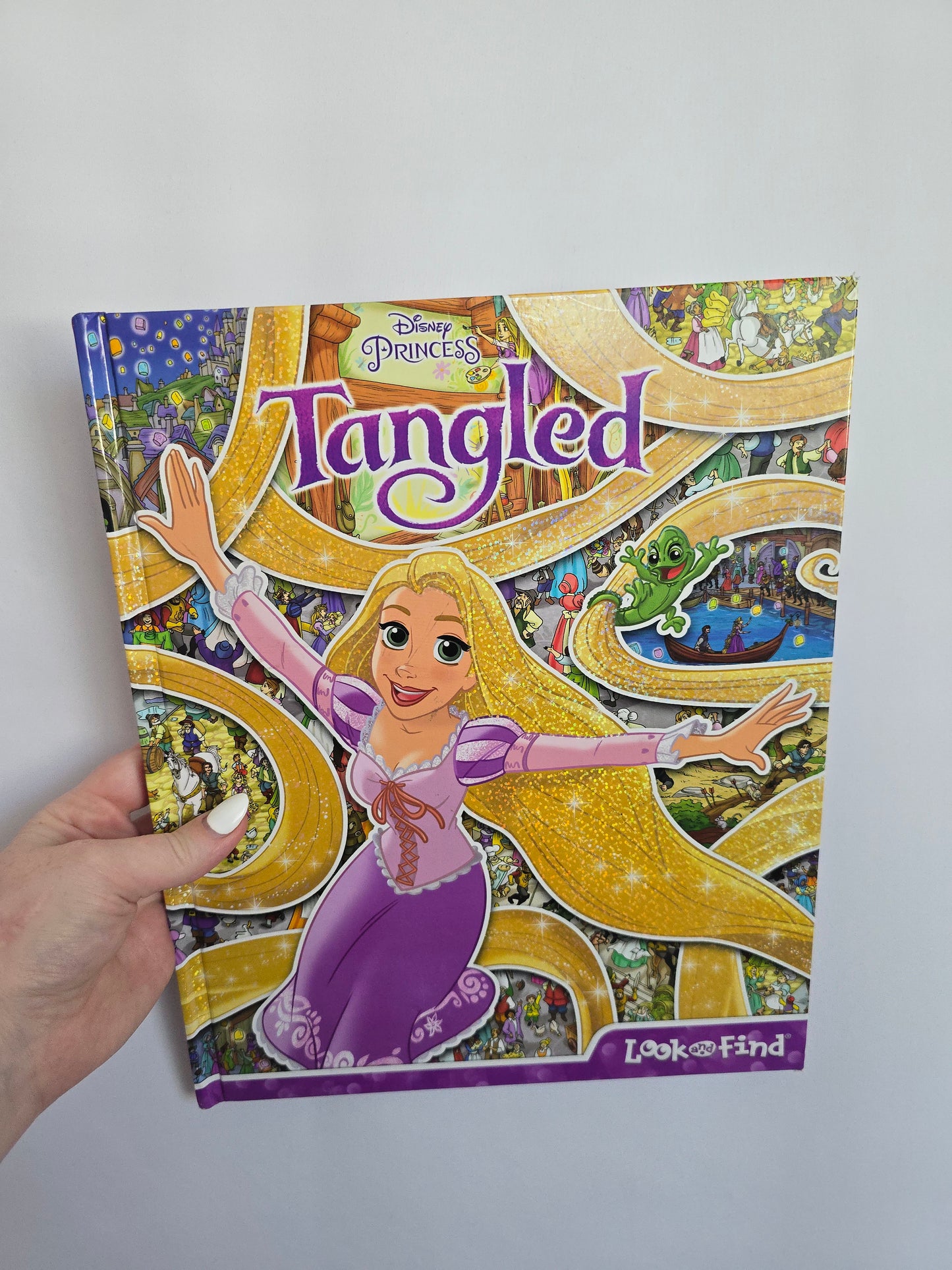Look & Find Tangled Large • Hardcover Book