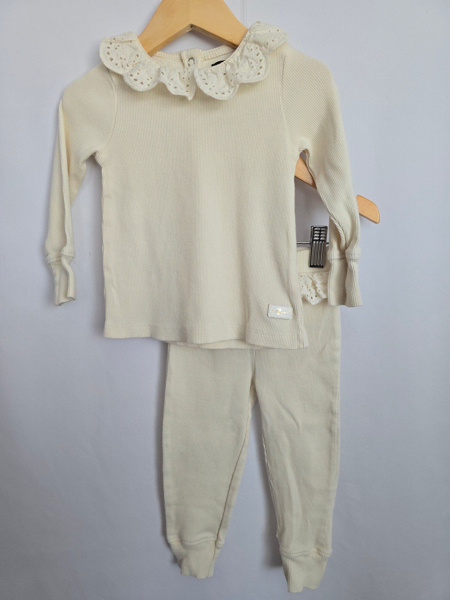 7 For All Mankind Cream Lace Ruffle Ribbed Set • 12 months