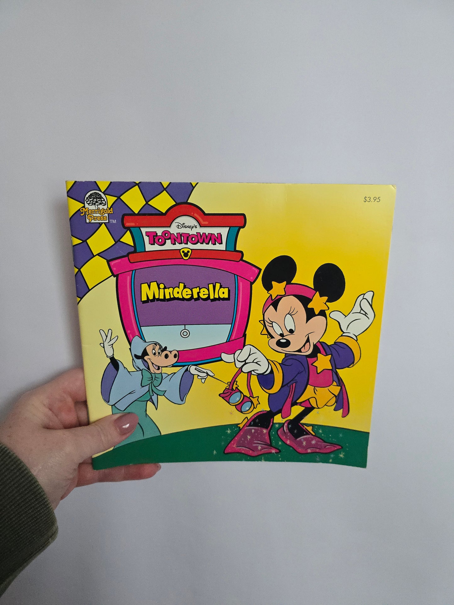 ToonTown Minderella • Softcover Book