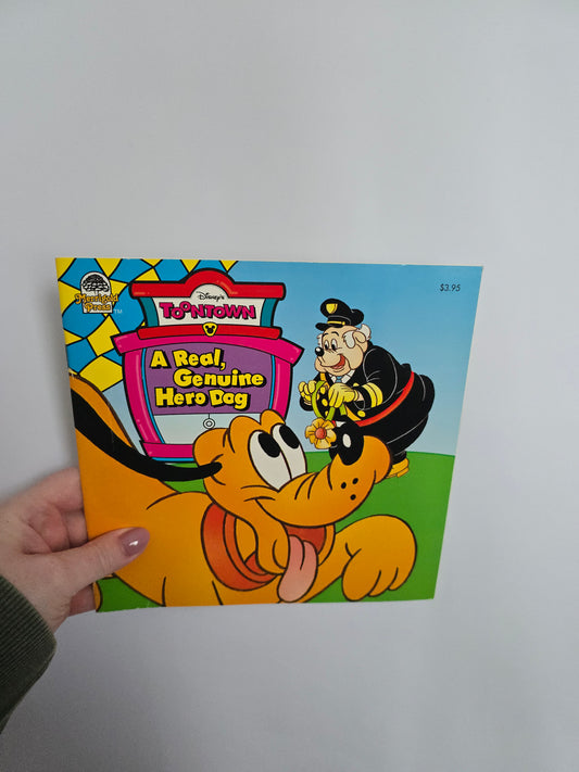 ToonTown A Real Genuine Hero Dog • Softcover Book