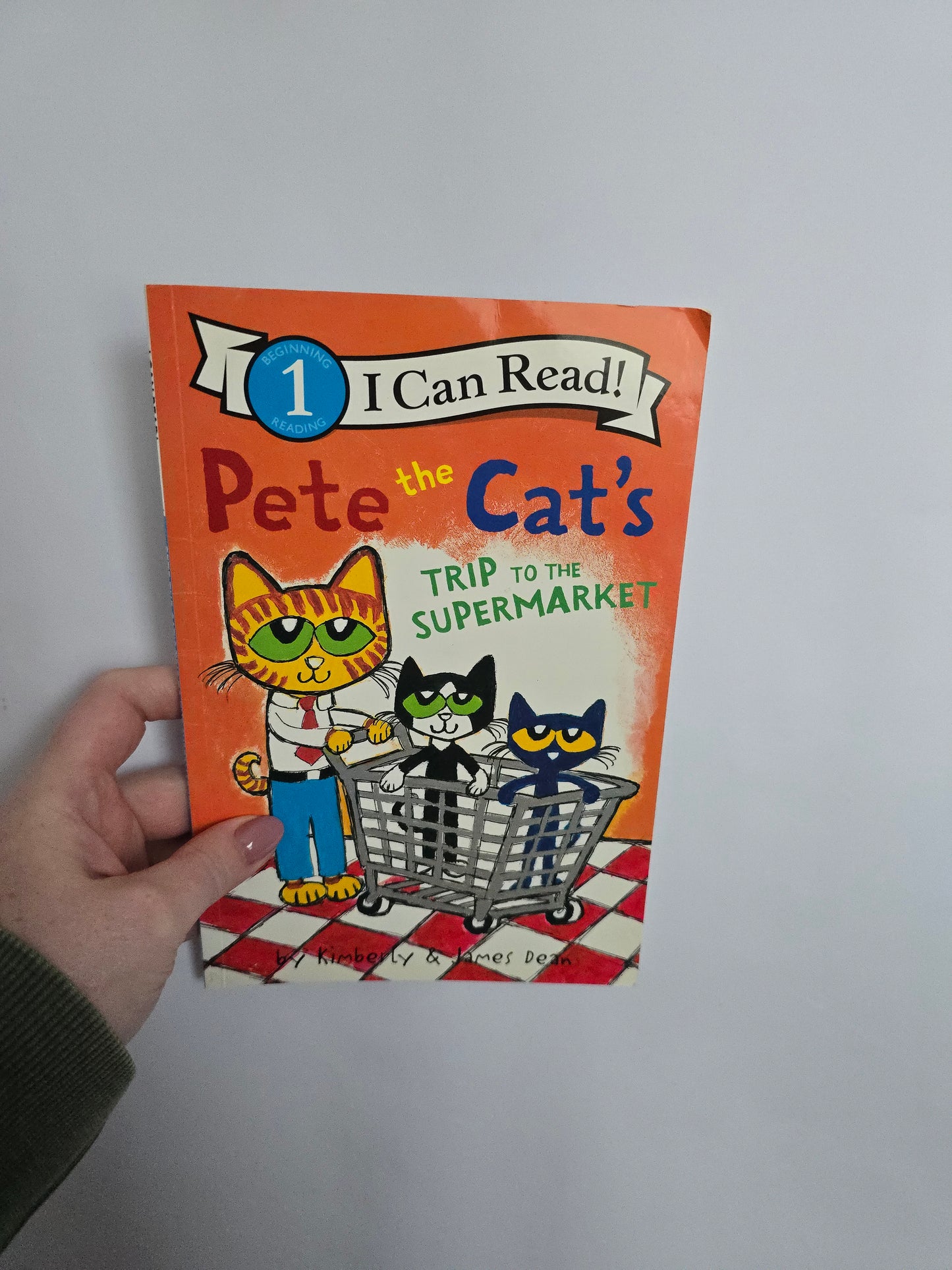 Pete The Cat's Trip To The Supermarket - I Can Read • Softcover Book