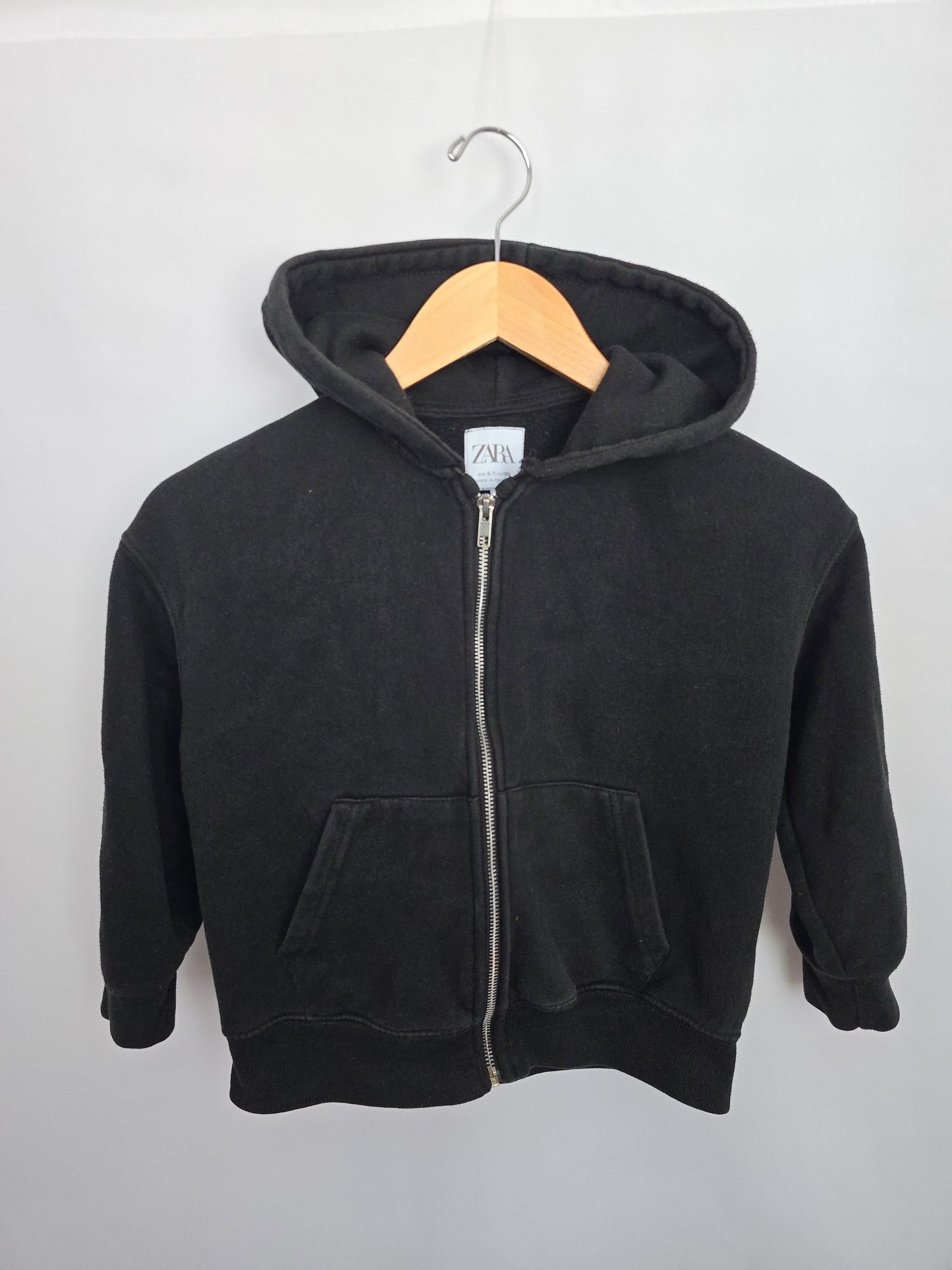 Zara Black Zip Up Hoodie • 6-7 years