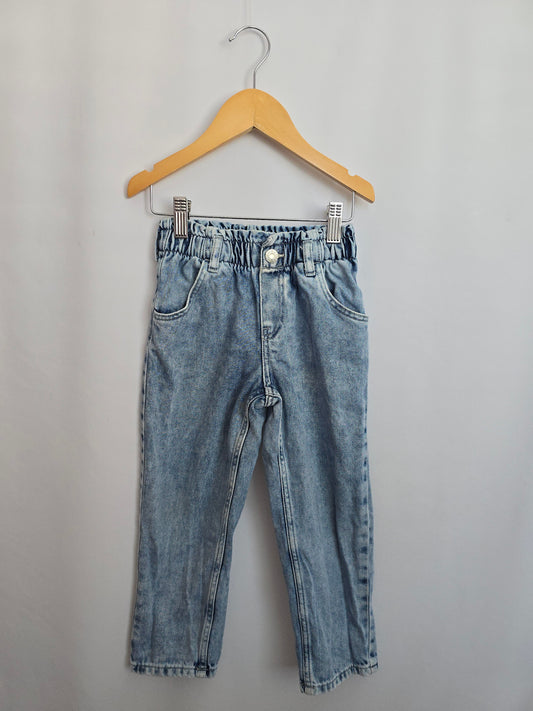 H&M Relaxed Fit Light Wash Denim • 3-4 years