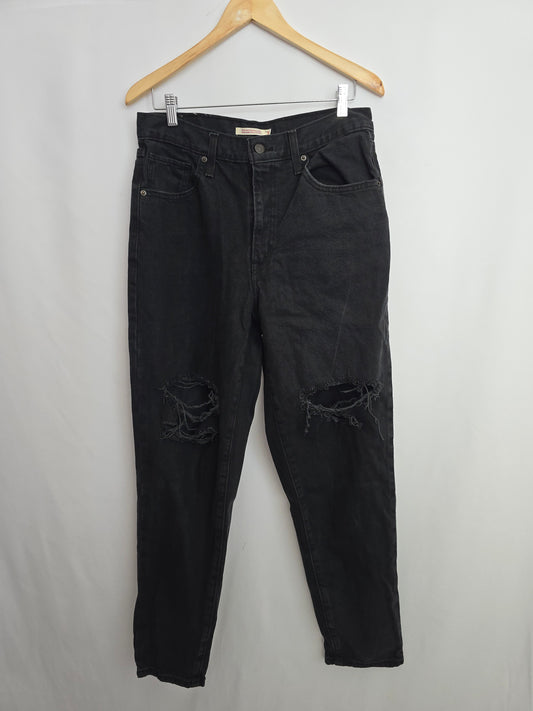 Levi's Black Distressed Wash Hish Waisted Mom  Jean W31 L29 • Large