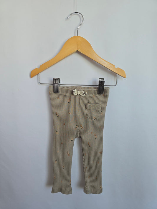 PLAY Zara Floral Ribbed Leggings • 6-9 months