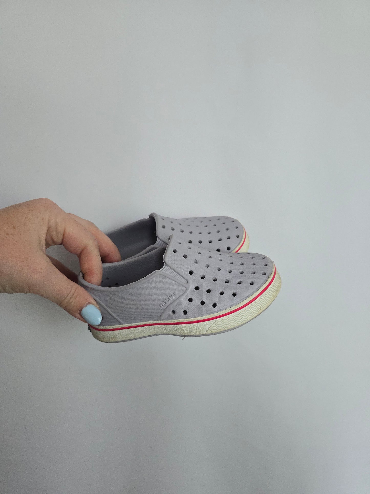 Native Miles Lavender Shoes • 8C