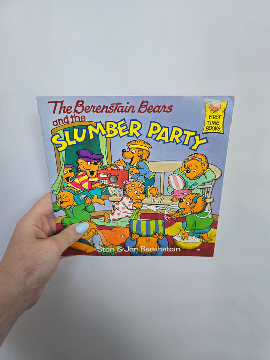 The Berenstain Bears & The Slumber Party • Softcover Book