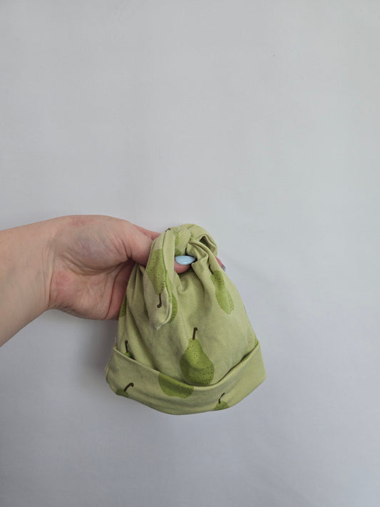 Bambi & Birdie Pears Knotted Hat • 0-6 months