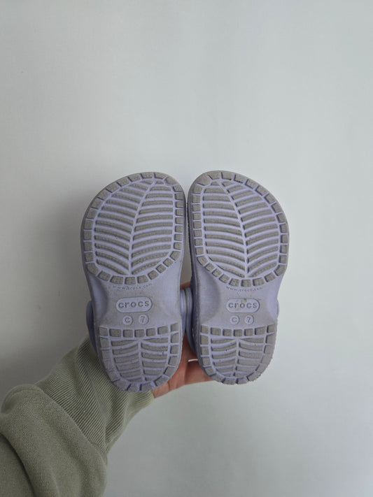 Crocs Lavender • 7C